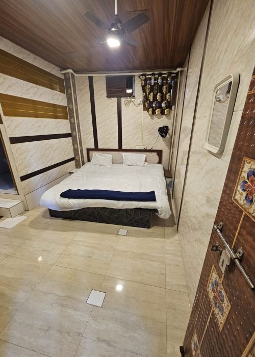 WhatsApp Image 2025-11-03 at 11.46.48 AM (1)